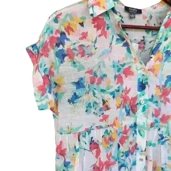 NWT womens pastel blouse - Picture 2 of 7